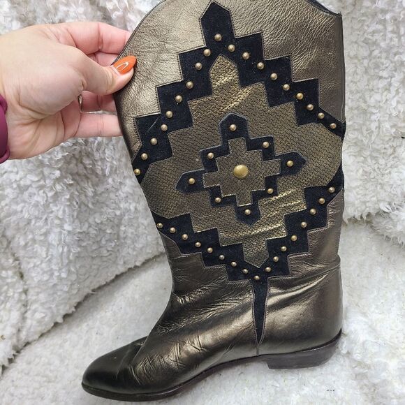 Stuart Weitzman Vintage Aztec Studded Leather Pull-on Boots size 6.5 - Picture 6 of 9